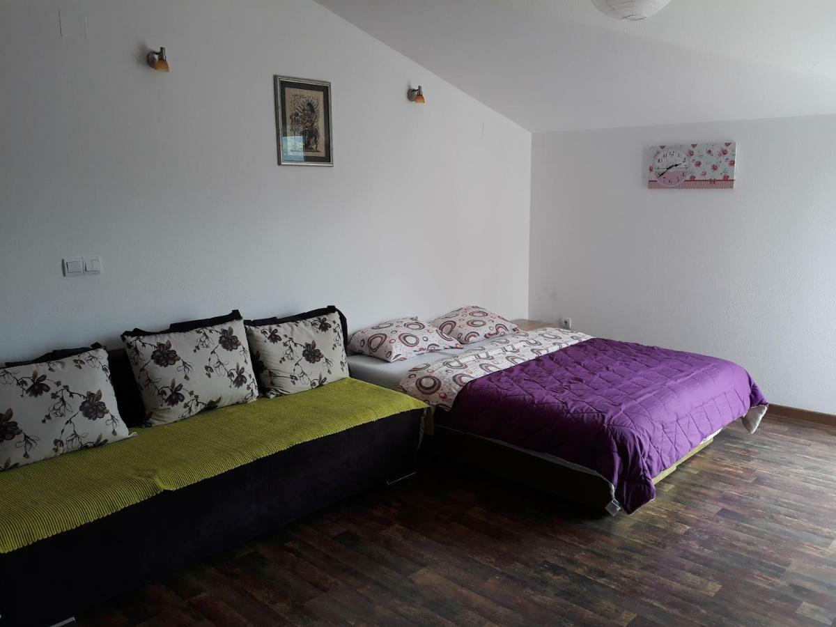Studio Apartman Milica Apartment Tivat Bagian luar foto